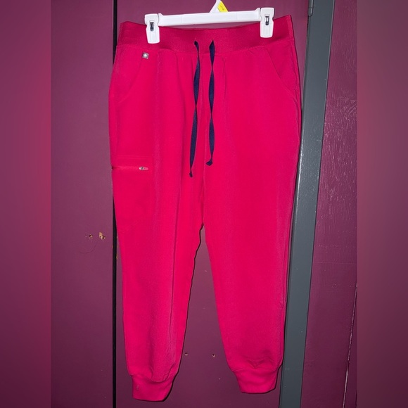 *PRICE OBO* FIGS Women's Ultra Rose Zamora™ - Medium Petite Jogger Scrub Pants - Picture 2 of 8
